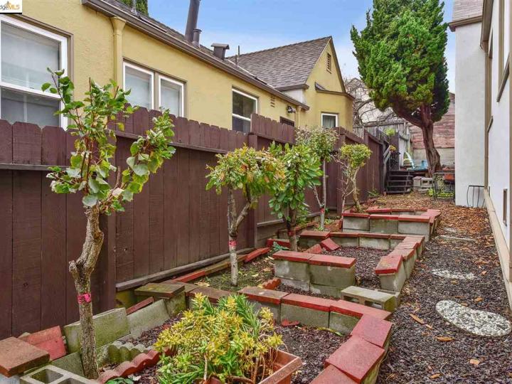 3221 Millsview Ave, Oakland, CA | Maxwell  Park. Photo 37 of 38