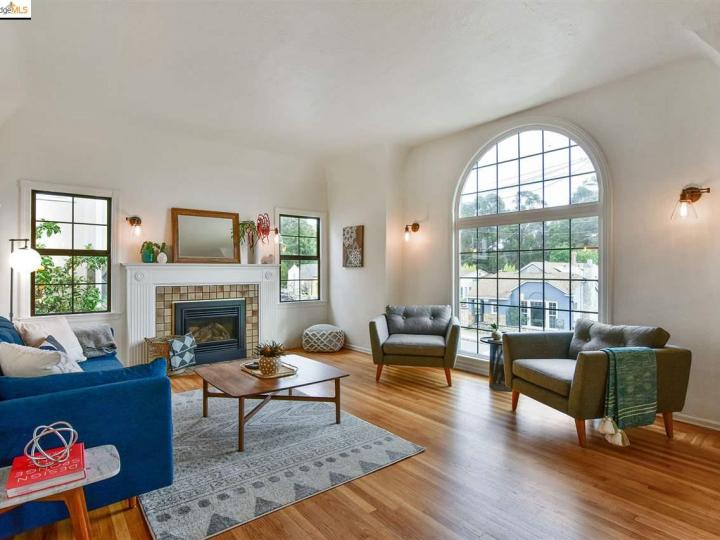 3221 Millsview Ave, Oakland, CA | Maxwell  Park. Photo 8 of 38