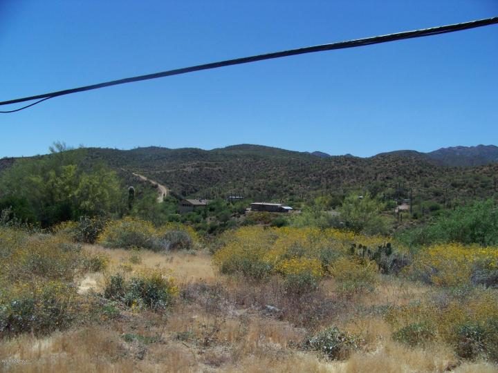 32233 Maggie Mine Rd Black Canyon City AZ Home. Photo 12 of 28