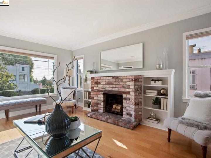 3307 Pierson St, Oakland, CA | Maxwell Park. Photo 4 of 31