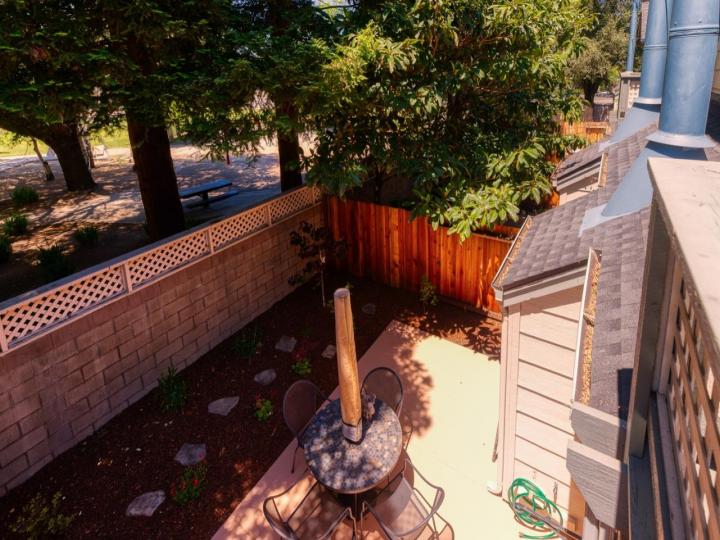 332 Deerwood Ct #1104, Mountain View, CA, 94040 Townhouse. Photo 17 of 20