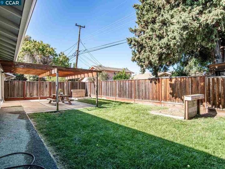 3337 Benton St, Concord, CA | Holbrook Heights. Photo 29 of 39