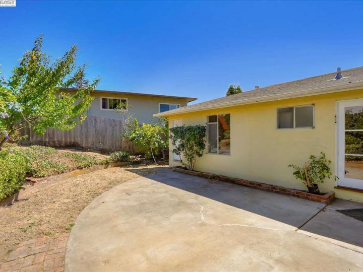 3473 Brookdale Blvd, Castro Valley, CA | Lake Chabot. Photo 22 of 25