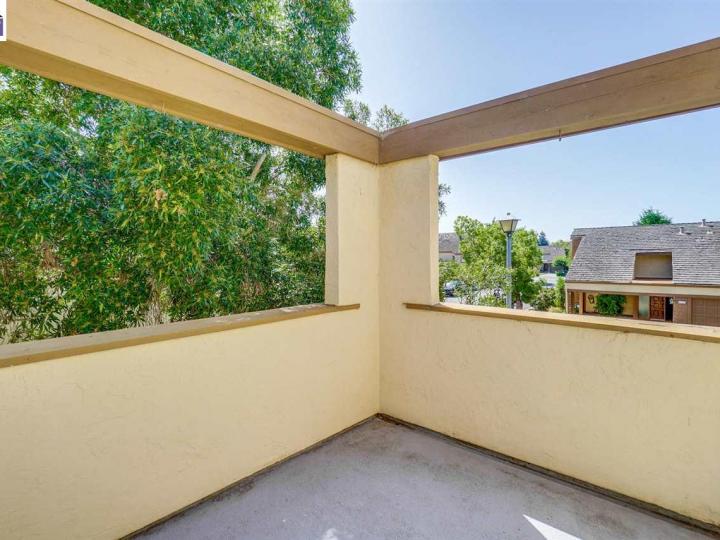 34884 Sausalito Ter, Fremont, CA, 94555 Townhouse. Photo 32 of 40