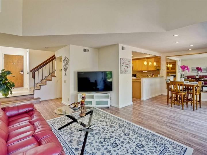 34884 Sausalito Ter, Fremont, CA, 94555 Townhouse. Photo 6 of 40