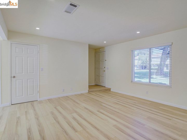 3540 Northwood Dr #K, Concord, CA Townhouse. Photo 5 of 48