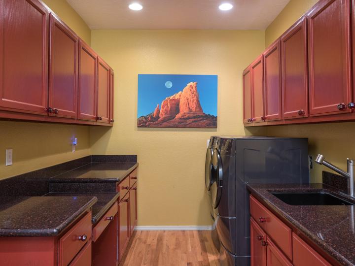 365 Concho Dr, Sedona, AZ | Cathedral View 1. Photo 17 of 20
