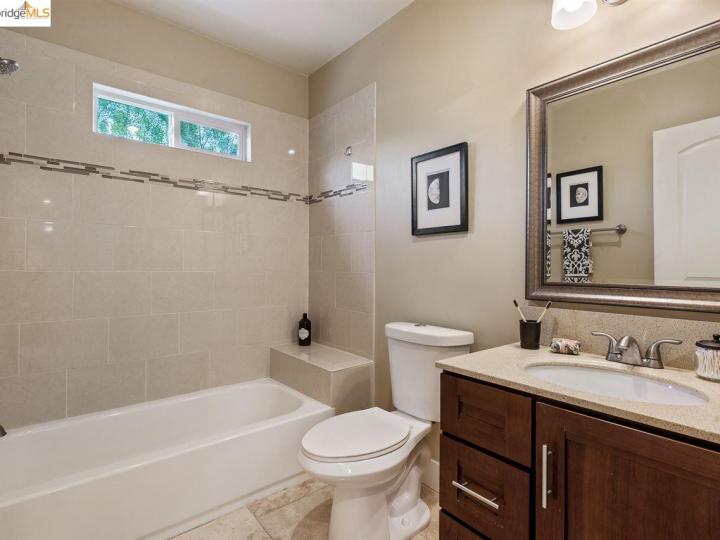 3675 Madrone Ave, Oakland, CA | Laurel District. Photo 7 of 24