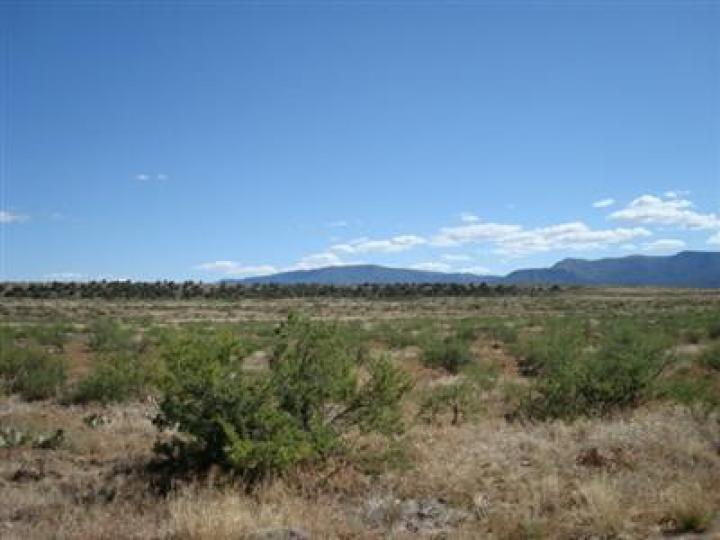 3710 S Clearwater Dr Camp Verde AZ. Photo 2 of 7