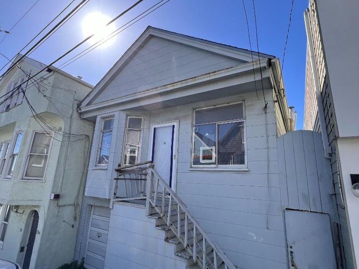 372 Moultrie St, San Francisco, CA | . Photo 1 of 25