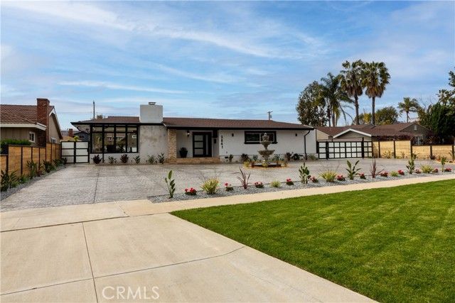 3841 Pacific Ave, Long Beach, CA | . Photo 5 of 60