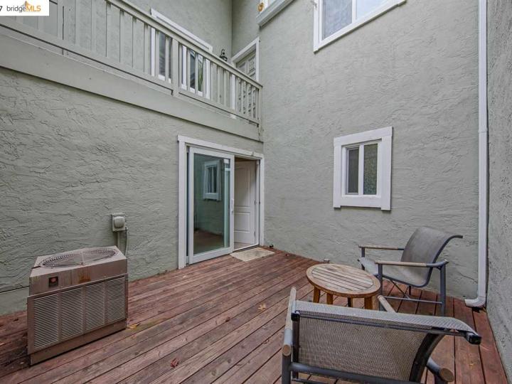 396 Camelback Rd, Pleasant Hill, CA, 94523 Townhouse. Photo 20 of 23