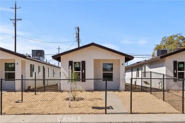 4 S Owens St, Bakersfield, CA | . Photo 1 of 22