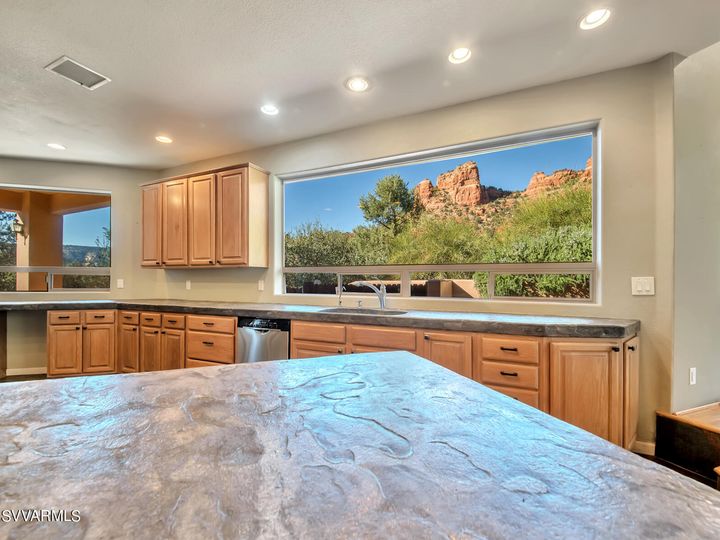 40 Robbers Roost, Sedona, AZ | Red Rock Cove West. Photo 9 of 27