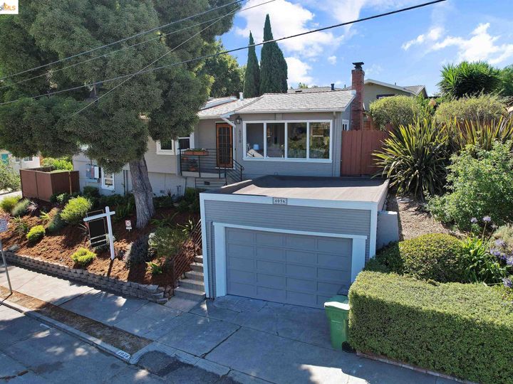 4056 Loma Vista Ave, Oakland, CA | Redwood Heights. Photo 34 of 48