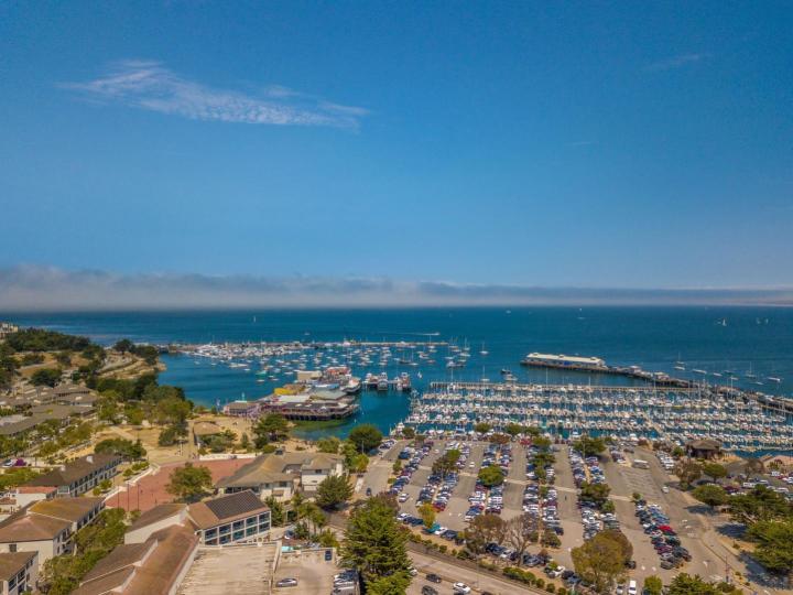41 La Playa St, Monterey, CA, 93940 Townhouse. Photo 18 of 21