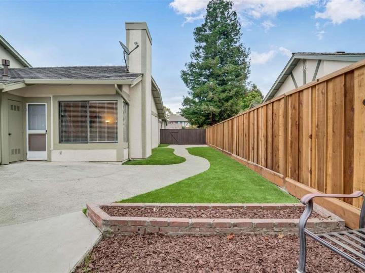 4193 Tanager Cmm, Fremont, CA, 94555 Townhouse. Photo 1 of 28