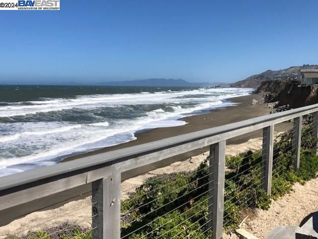 424 4th Ave, Pacifica, CA | . Photo 19 of 37