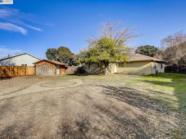 429 Willow Ct, Livermore, CA | Jensen Tract. Photo 2 of 2