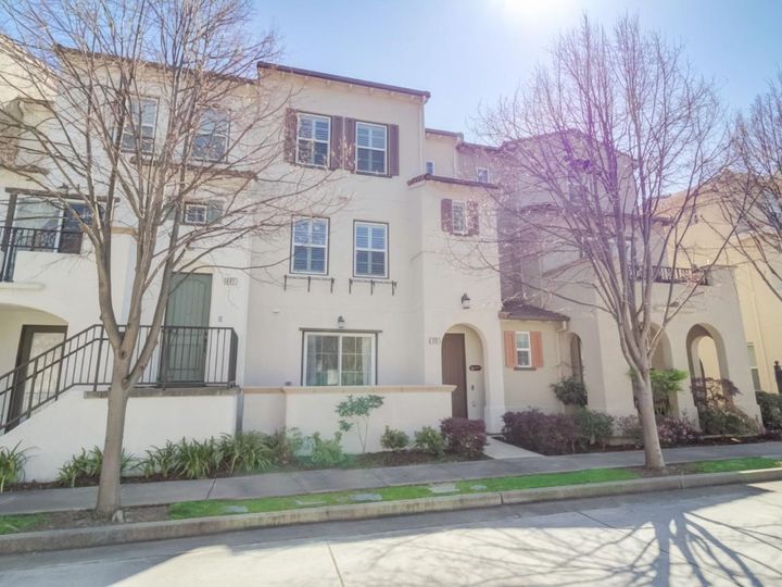 435 Magritte Way, Mountain View, CA, 94041 Townhouse. Photo 42 of 60