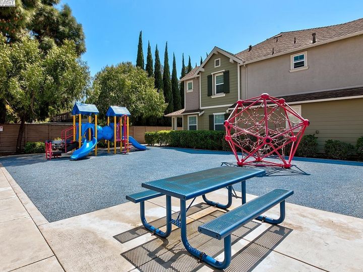 436 Boulder Ter, Fremont, CA, 94536 Townhouse. Photo 25 of 40