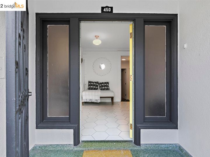 450 26th Ave, San Francisco, CA | Outer Richmond. Photo 11 of 44