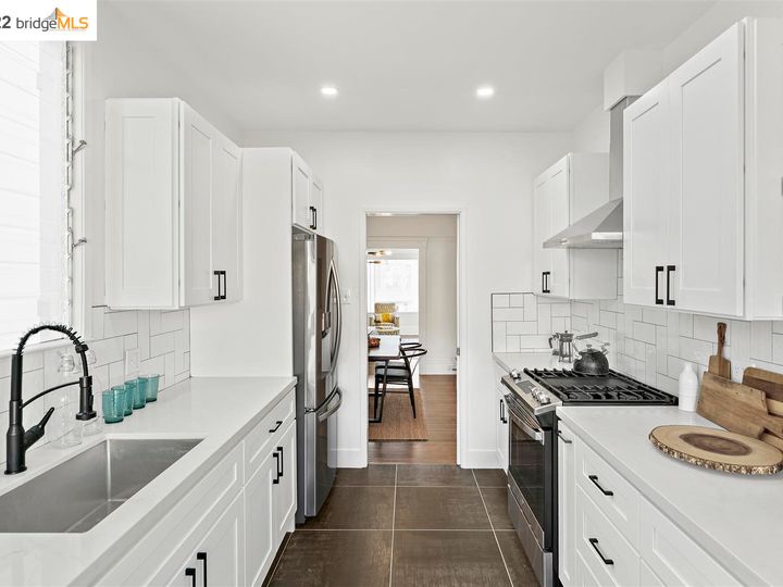 450 26th Ave, San Francisco, CA | Outer Richmond. Photo 18 of 44