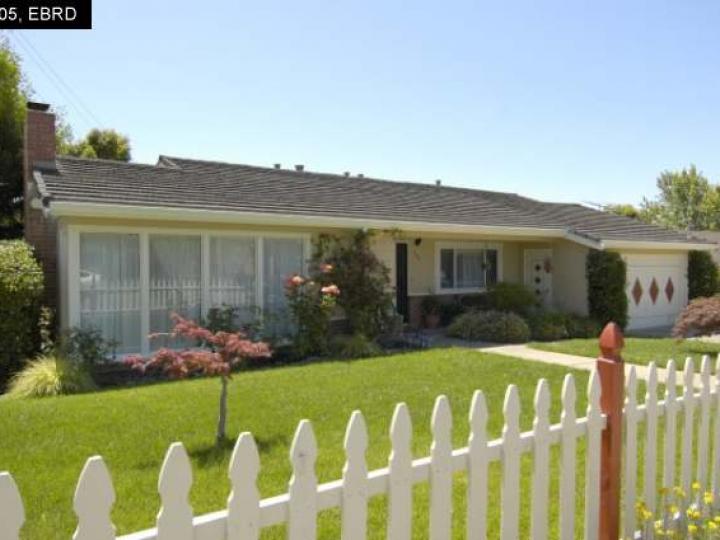 4548 Toyon Pl Oakland CA Home. Photo 1 of 9