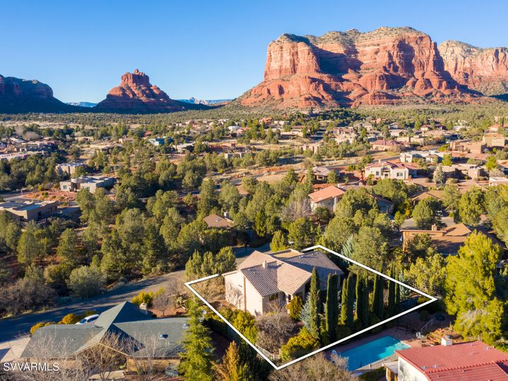 460 Concho Dr, Sedona, AZ | Cathedral View 1. Photo 1 of 28