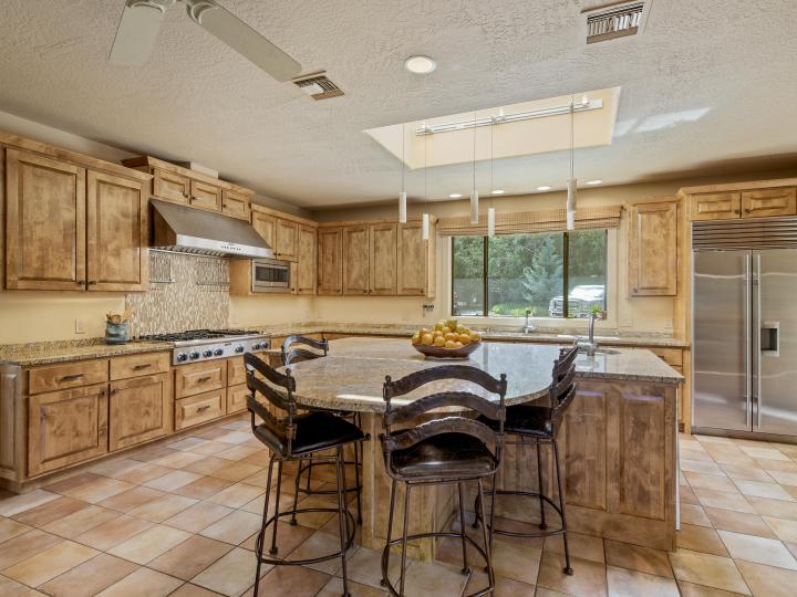 465 Little Scout Rd, Sedona, AZ | 5 Acres Or More. Photo 24 of 85