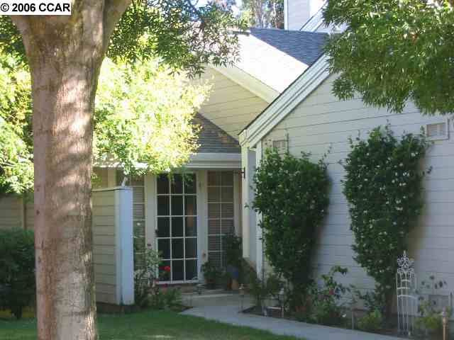 4693 Apple Tree Cmn, Livermore, CA, 94551 Townhouse. Photo 1 of 5