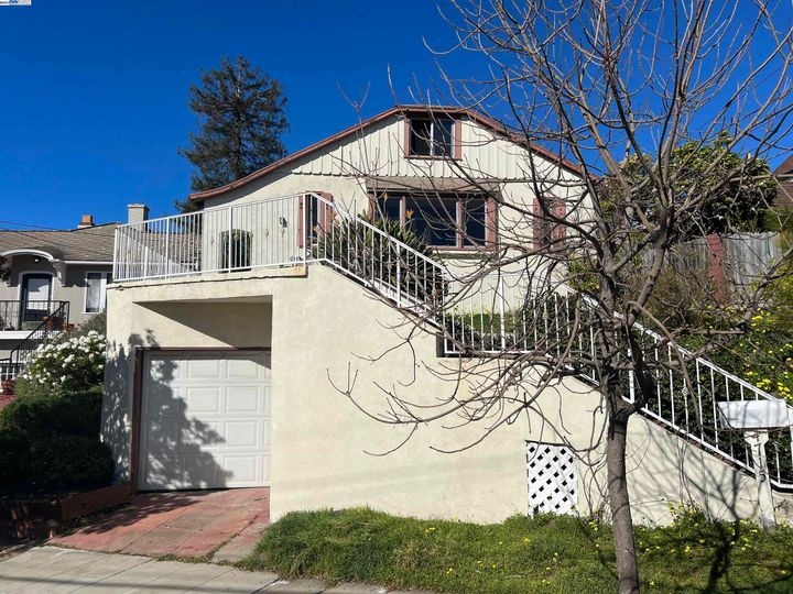 4715 Edgewood Ave, Oakland, CA | Upper Glenview. Photo 1 of 11
