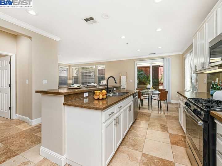 477 Silverwood St, Brentwood, CA | Garin Ranch. Photo 16 of 40