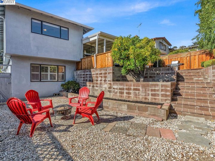4846 Stacy St, Oakland, CA | Grass Valley. Photo 31 of 34