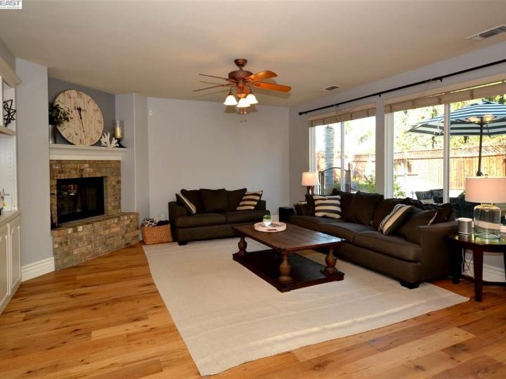 5175 Heritage Dr, Concord, CA | Amber Grove. Photo 13 of 30