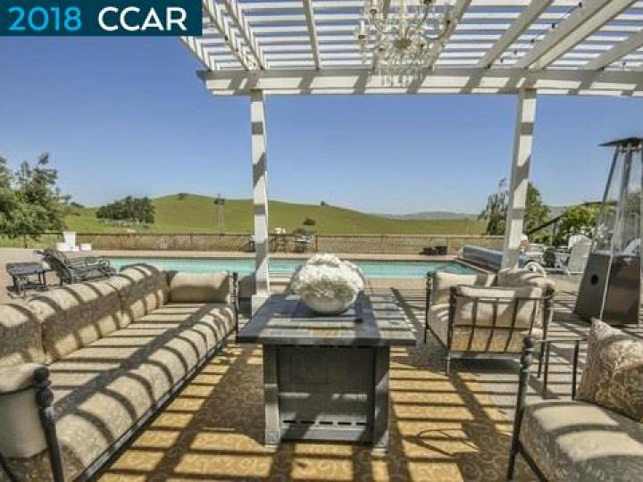 5269 Hiddencrest Ct, Concord, CA | Crystyl Ranch. Photo 25 of 30