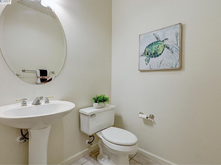 5306 Fairweather Ct, Castro Valley, CA | 5 Canyons. Photo 16 of 40