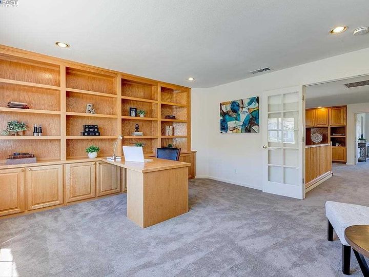 5306 Fairweather Ct, Castro Valley, CA | 5 Canyons. Photo 21 of 40