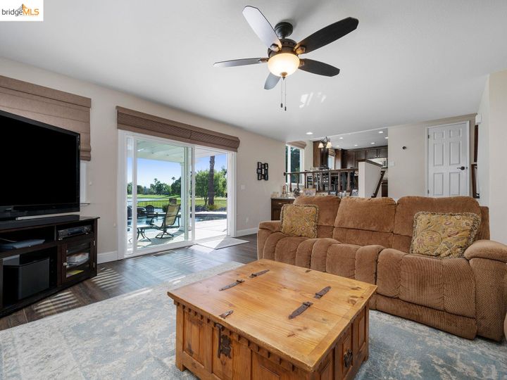 5361 Emerald Ct, Discovery Bay, CA | Discovery Bay Country Club. Photo 20 of 51
