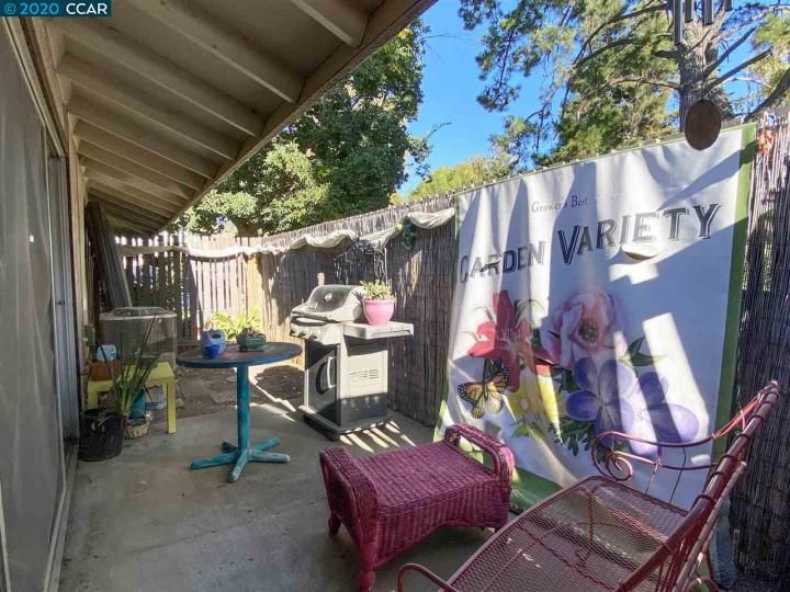 5472 Roundtree Pl #F, Concord, CA, 94521 Townhouse. Photo 16 of 20