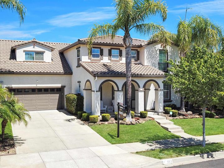 552 Lakeview Dr, Brentwood, CA | Shadow Lakes. Photo 1 of 58