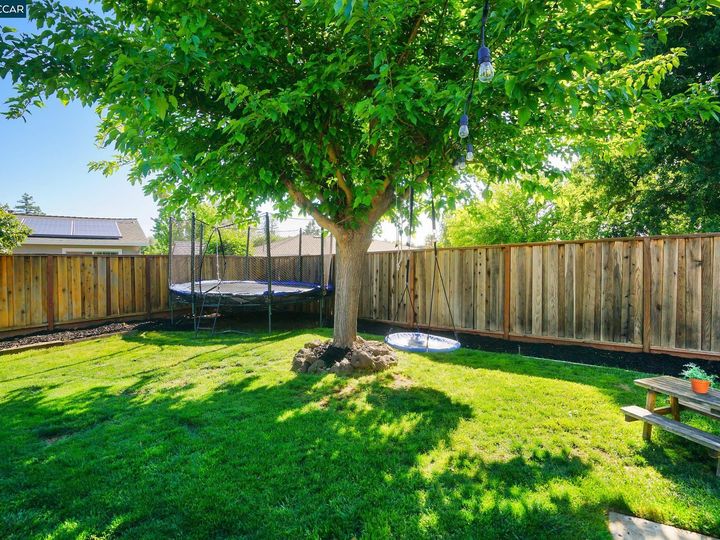 5542 Montana Dr, Concord, CA | Clayton Highland. Photo 22 of 27