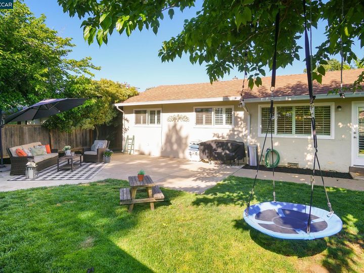 5542 Montana Dr, Concord, CA | Clayton Highland. Photo 24 of 27