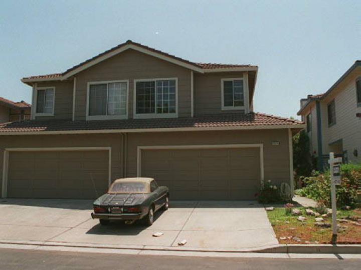 5571 Civic Terrace Ave Newark CA Multi-family home. Photo 1 of 1