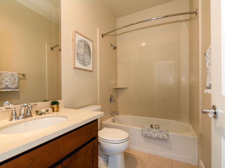 573 Holthouse Ter, Sunnyvale, CA, 94087 Townhouse. Photo 18 of 25