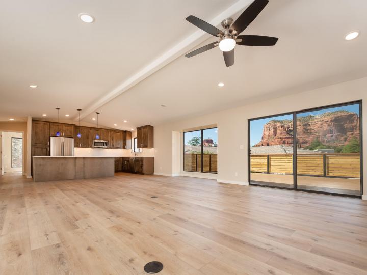 575 Concho Dr, Sedona, AZ | Cathedral View 1. Photo 11 of 24