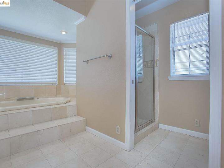 5770 Gateway Ct, Discovery Bay, CA | Discovery Bay Country Club. Photo 32 of 36