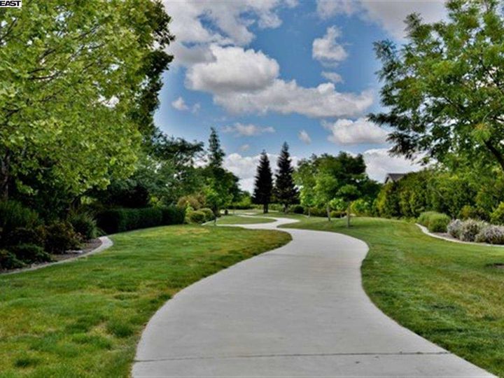 5880 Welch Ln, Livermore, CA | Dunsmuir. Photo 28 of 29