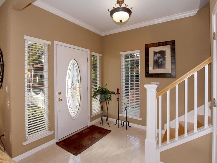 610 Gilroy Dr, Capitola, CA | . Photo 5 of 26