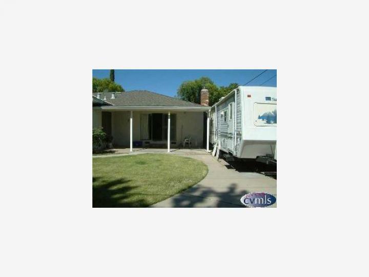 618 Willow Ave Manteca CA Home. Photo 3 of 7